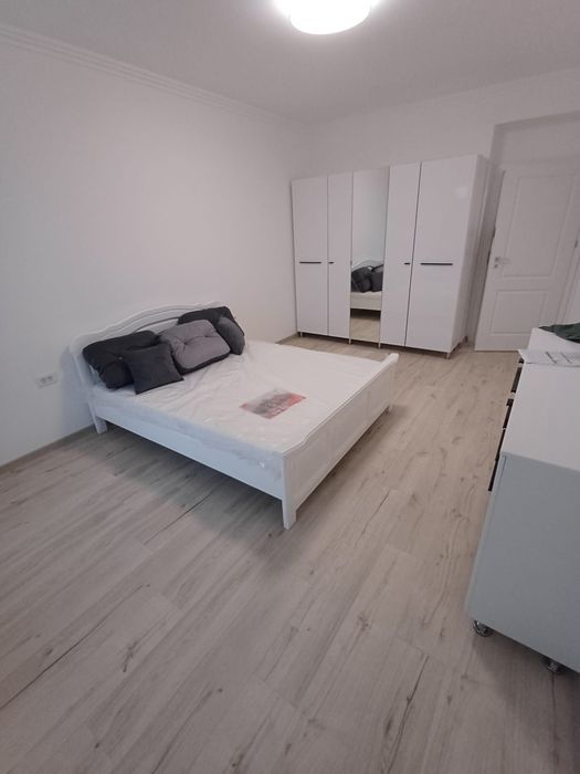 Inchiriez apartament cu 2 camere Botoșani