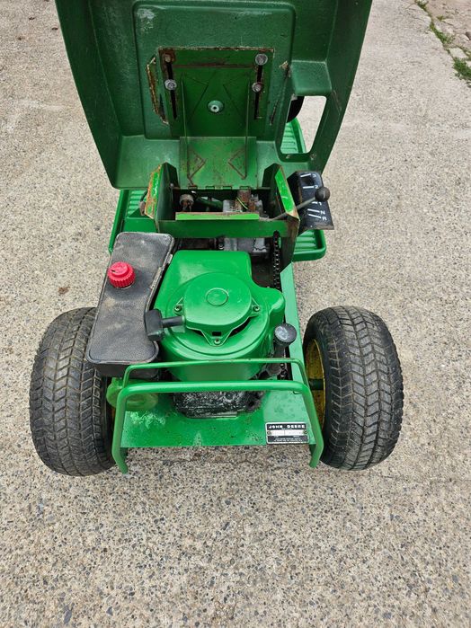 Тракторна Косачка JOHN DEERE.