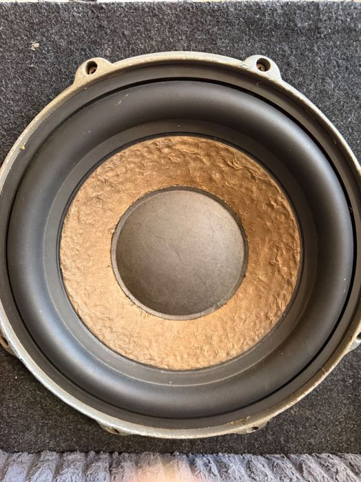 Бас каса jbl PB1224 1600w