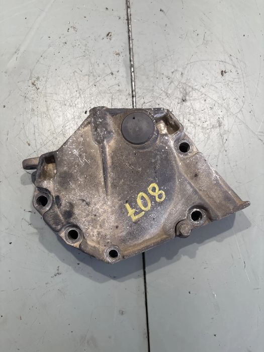 Capac distribuție 8200212554 Dacia Logan 2005 1.4 MT (75 hp)