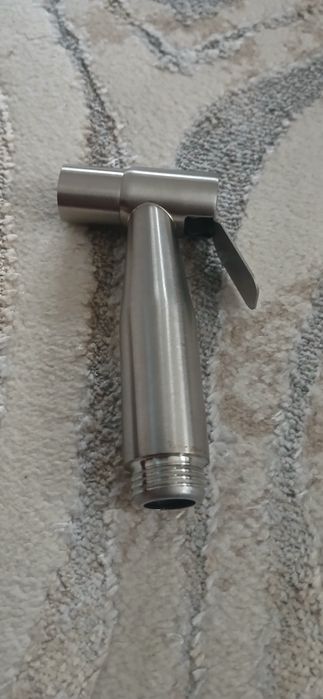 Dus pentru bideu/ toaleta