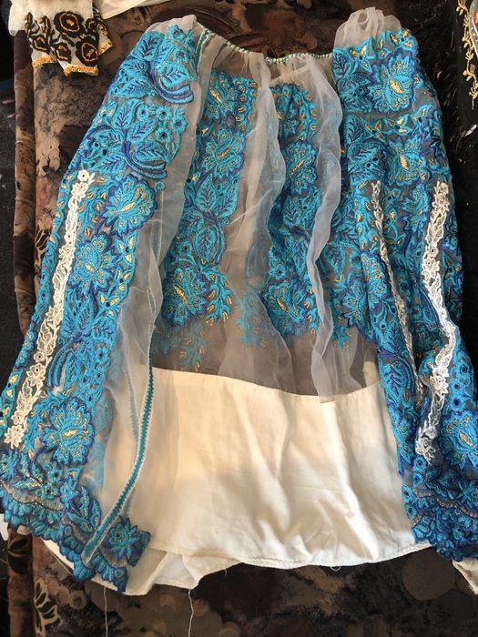 Ie costum popular autentica