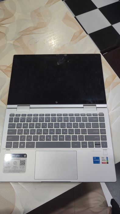HP envy x360 512GB