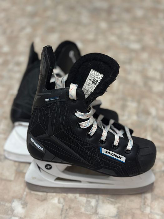 Коньки детские 34 размер