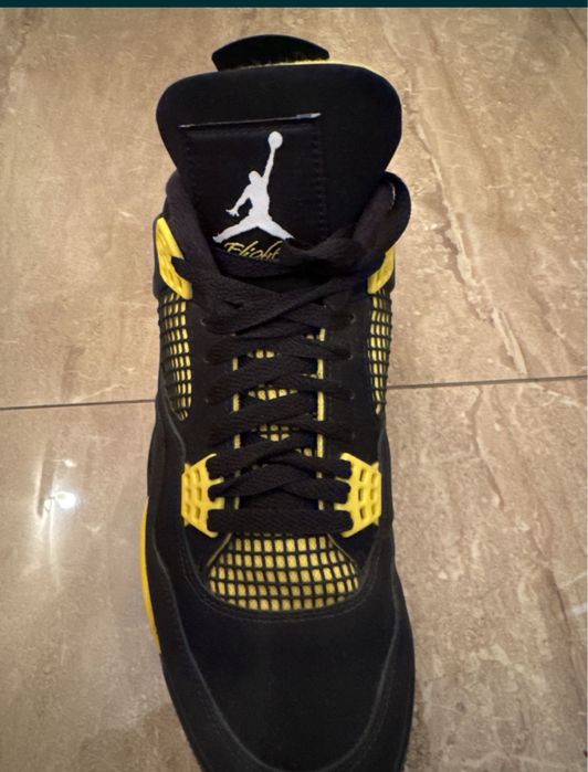 Jordan 4 Yellow Thunder