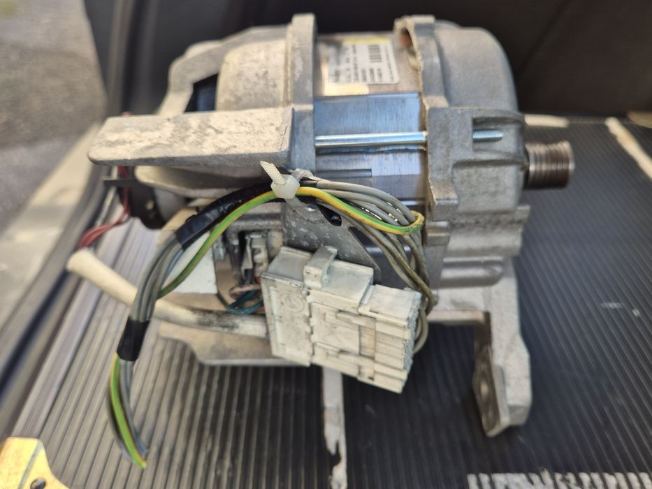 modul electronic complet (placă de putere + placă de afișaj/comandă în carcasă de plastic