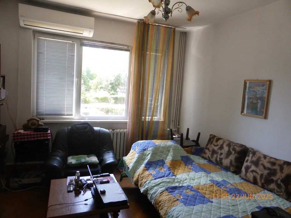 Продава се Тристаен апартамент в Шумен, Пазара - 75 кв.м за 1632 €/кв.м - Снимка #2