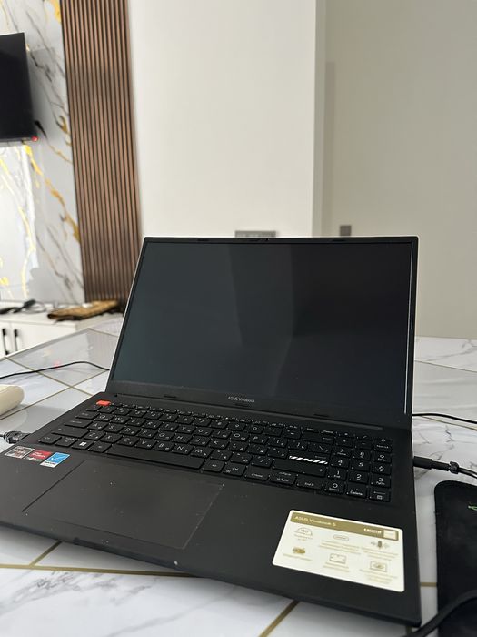 Asus Vivobook S15 Ryzen5 8Гб/512SSD