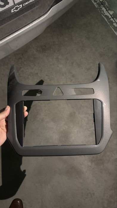 Продам магнитолу на кобальт