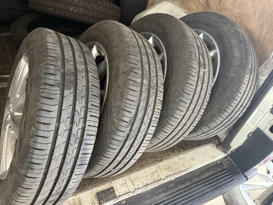 Оригинални джанти Seat 15 цола 5x100 с летни гуми