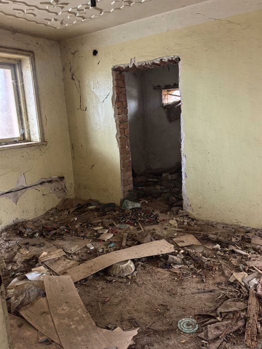 Масивна къща на 3 етажа