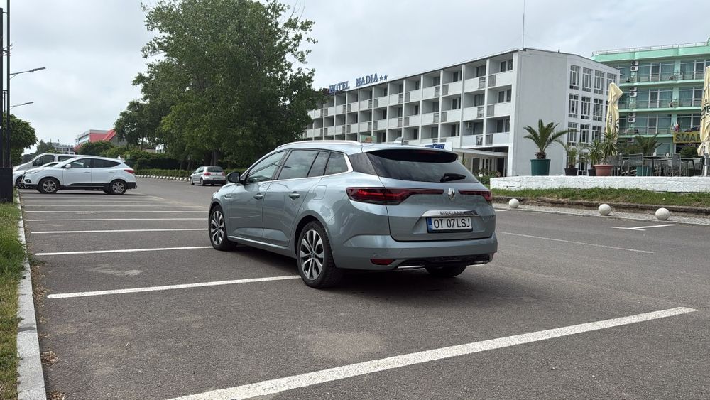 Renault Megane E-Tech Plug in Hybrid, Automat, Intense