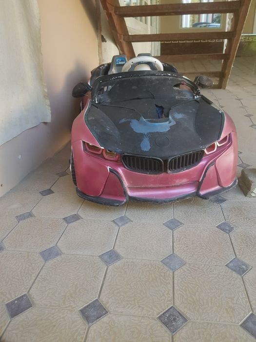 Detskiy elktro mashinka