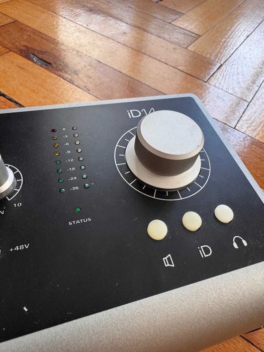 Звукова Карта Audient ID14