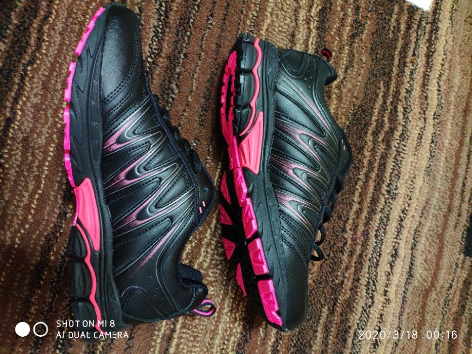 Кожаные жен.кроссовки Bona качество 100%, Оригинал! Новые.