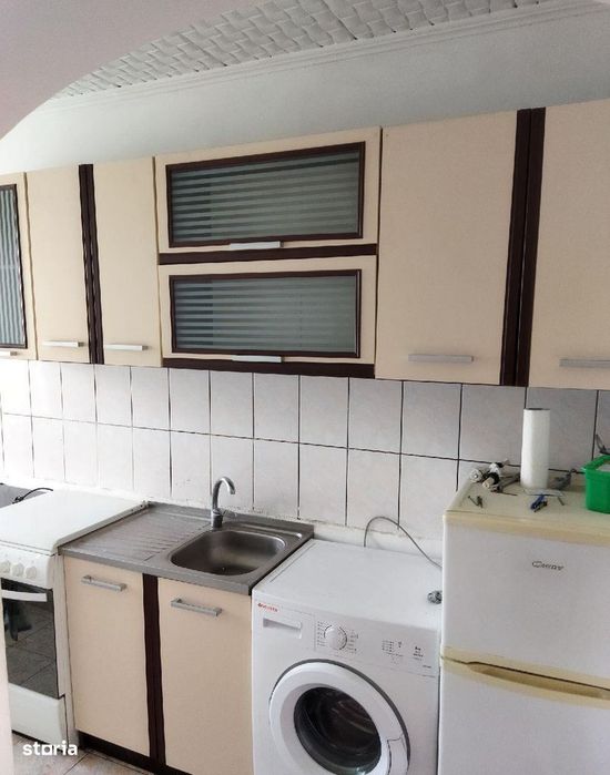 garsoniera micuta de inchiriat str Labirint