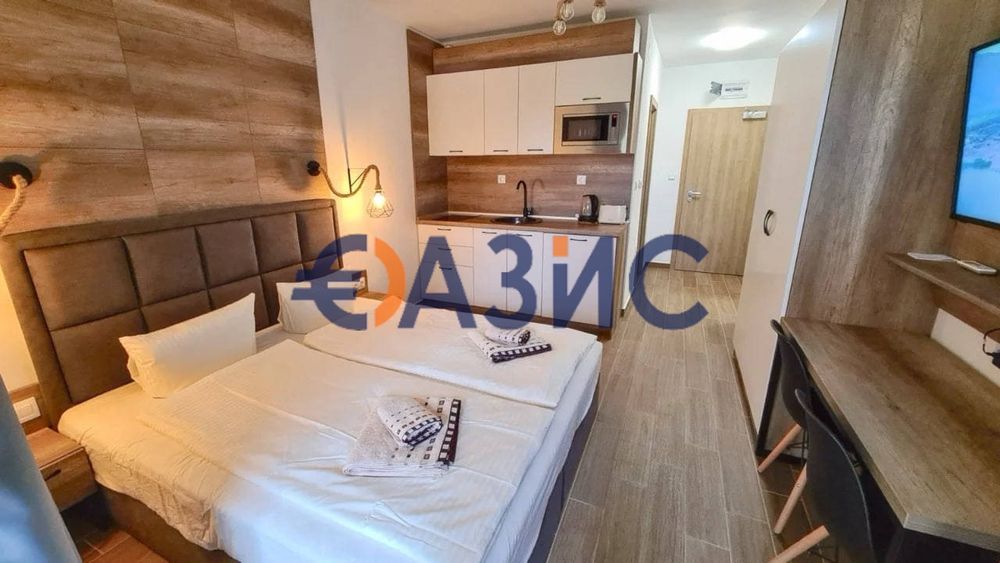 Продава се Едностаен апартамент в к.к. Слънчев бряг - 36 кв.м за 1834 €/кв.м - Снимка #12
