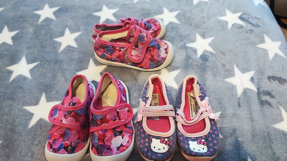 Детски обувки и топлинки