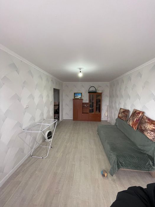 Сдам 3 комнатную квартиру в районе 4 школы ул.Киевская