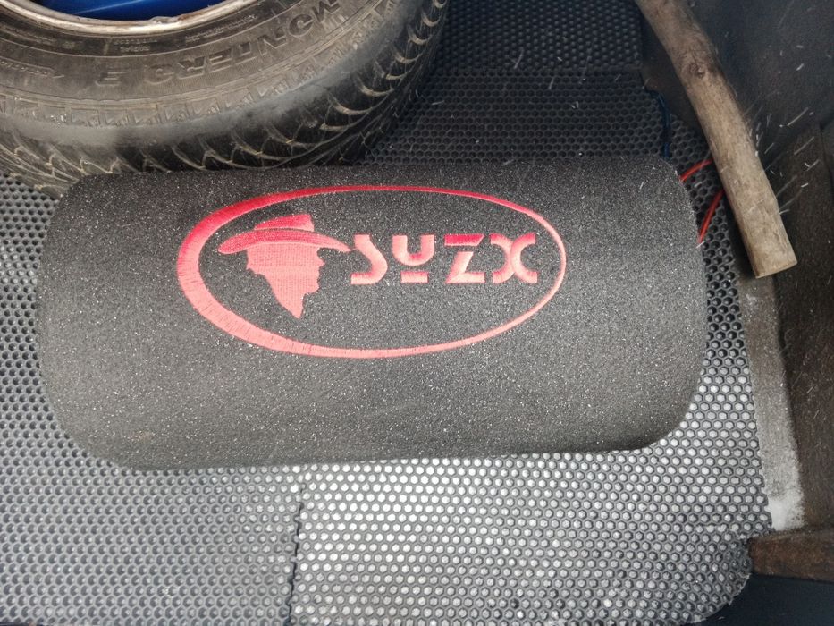 Сабвуфер автомобильный