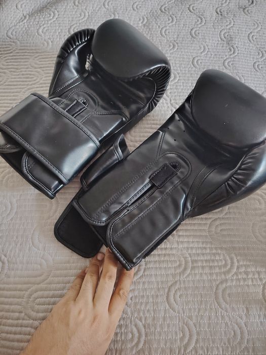 Перчатки боксерские