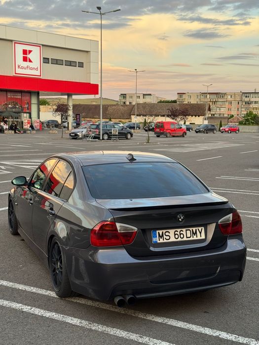 BMW 3 Series 2005 — imagine 4