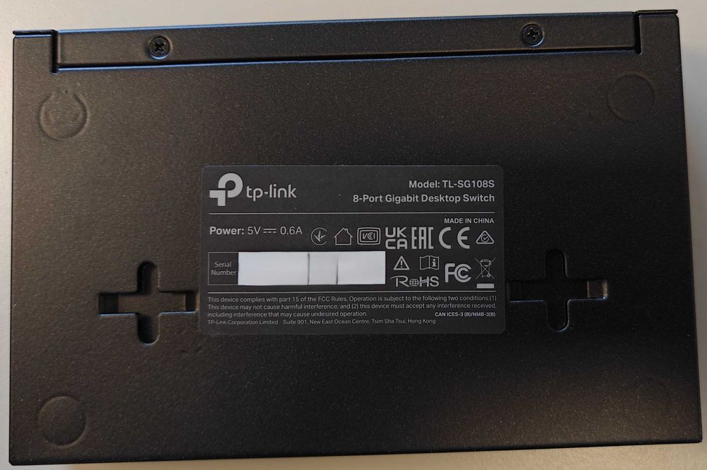 Продавам Суич TP-Link TL-SG108S, 1000 Mbps, 8x 10/100/1000Mbps RJ45