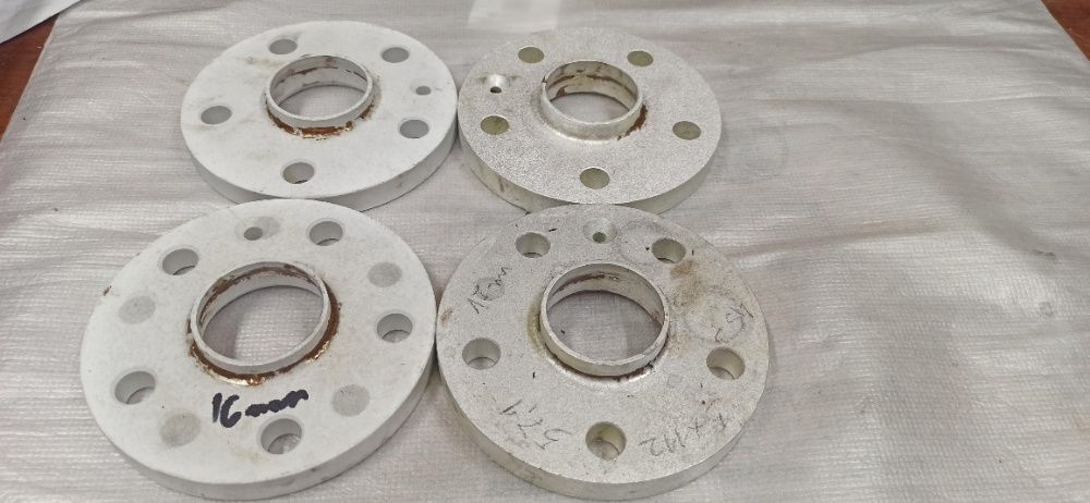 Различни модели фланци БМВ Мерцедес  Фолцваген Опел BMW 5x120