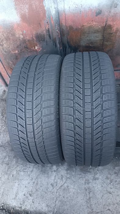235/35/19 Continental