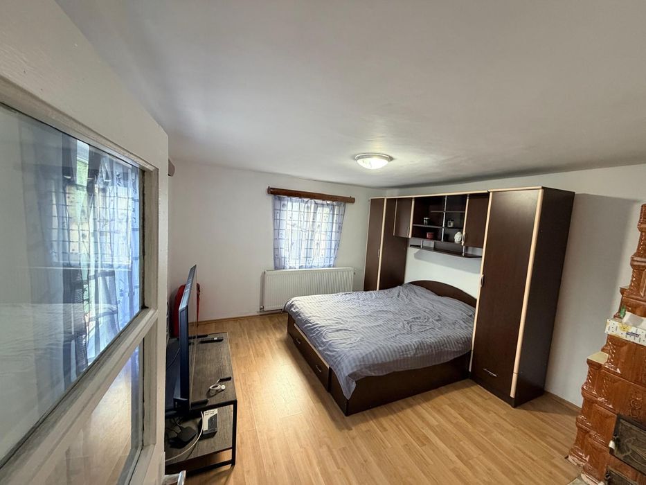 Vând Casă  Băbana teren 2450mp