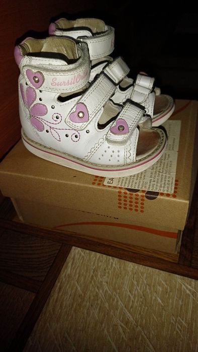 Ортопедические сандали