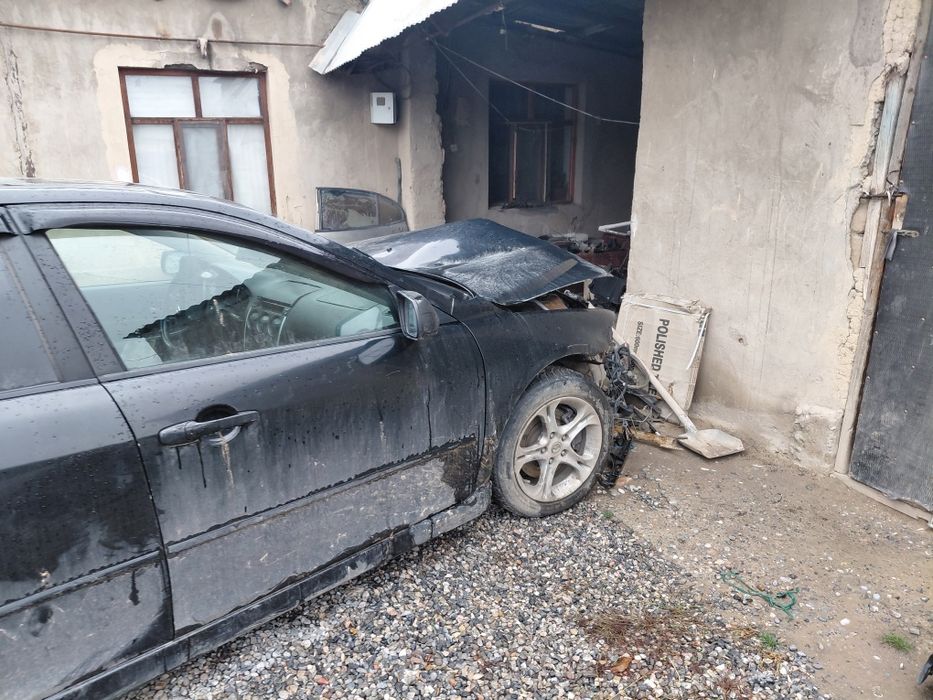 Мазда 6 на запчаст