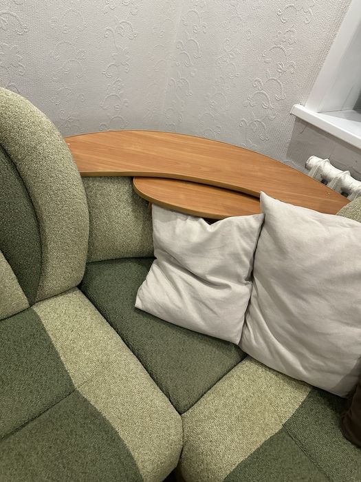 Продам диван и кресло