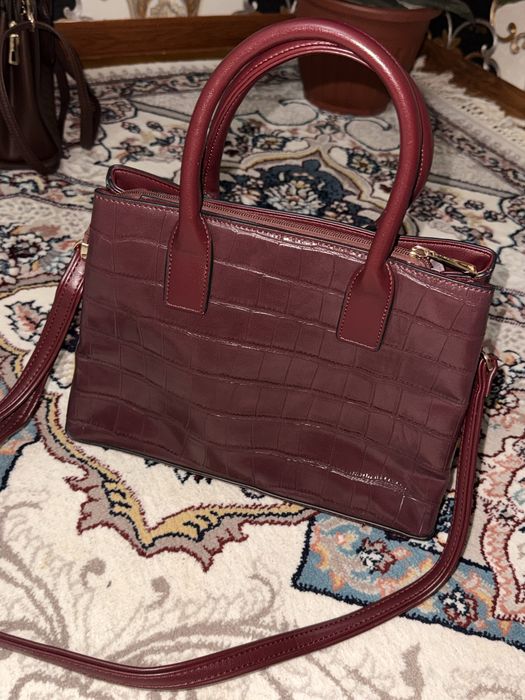 Сумка женская бардового цвета