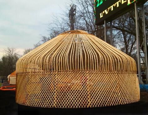 Юрта, қазақы үй, киіз үй.