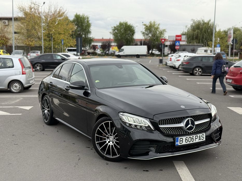 Mercedes-Benz C200d AMG pachet Panoramic