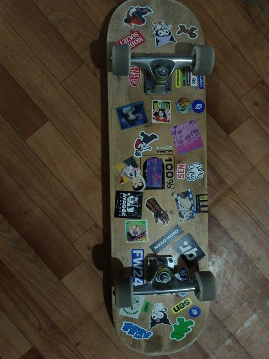 Скейтборд продаю