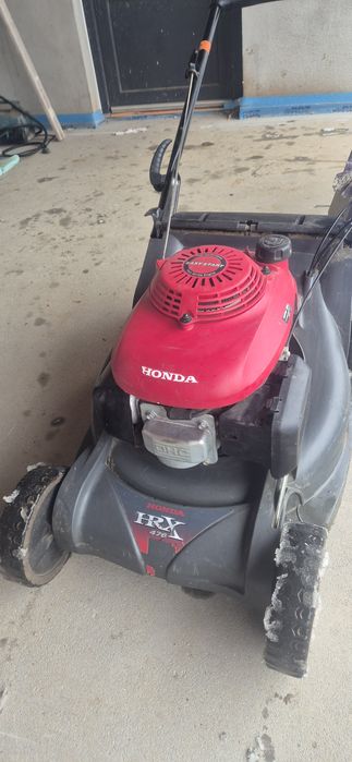 Masină tuns iarbă Honda HRX 476