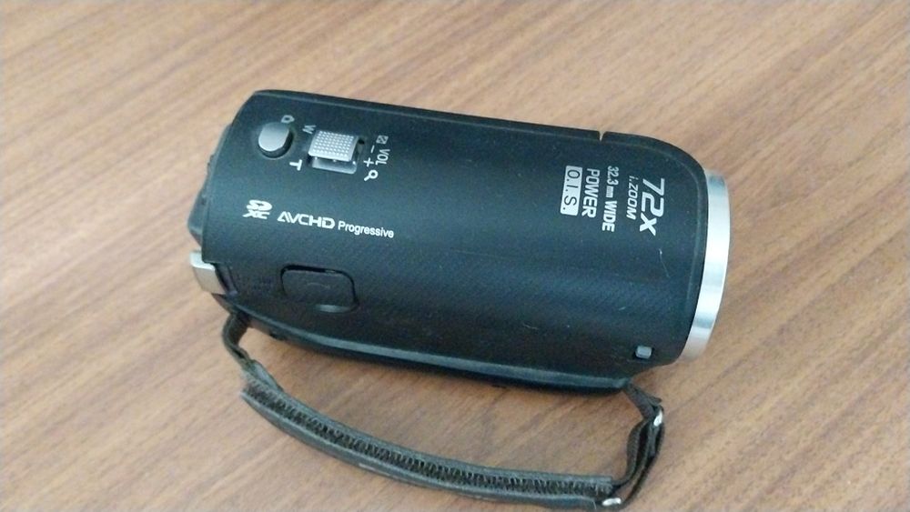 Видеокамера / фотоаппарат Panasonic hc-v210m