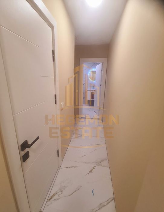 Продава се Четиристаен апартамент в Варна, Конфуто - 100 кв.м за 1275 €/кв.м - Снимка #11