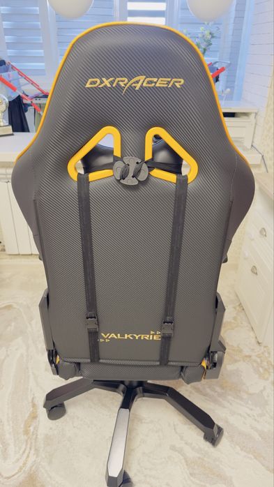 Игровое кресло DxrAcer