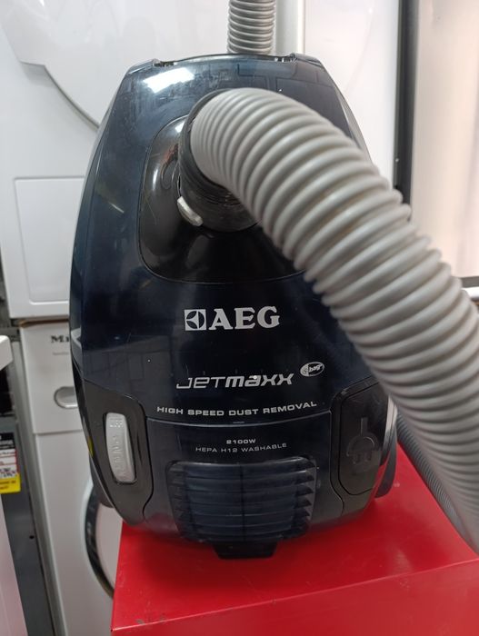 Прахосмукачка AEG Jetmaxx