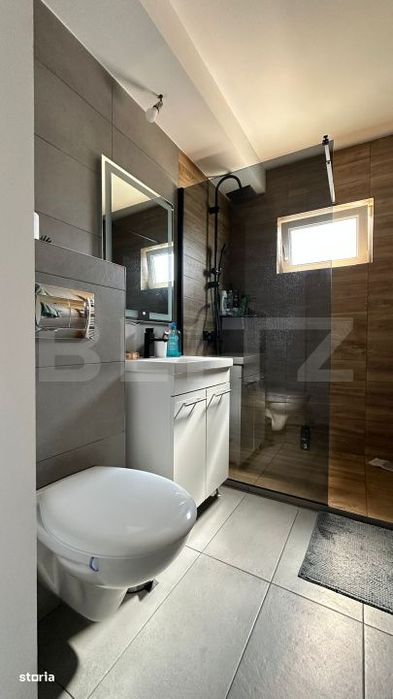 Apartament spatios cu 4 camere, decomandat, complet mobilat si renova