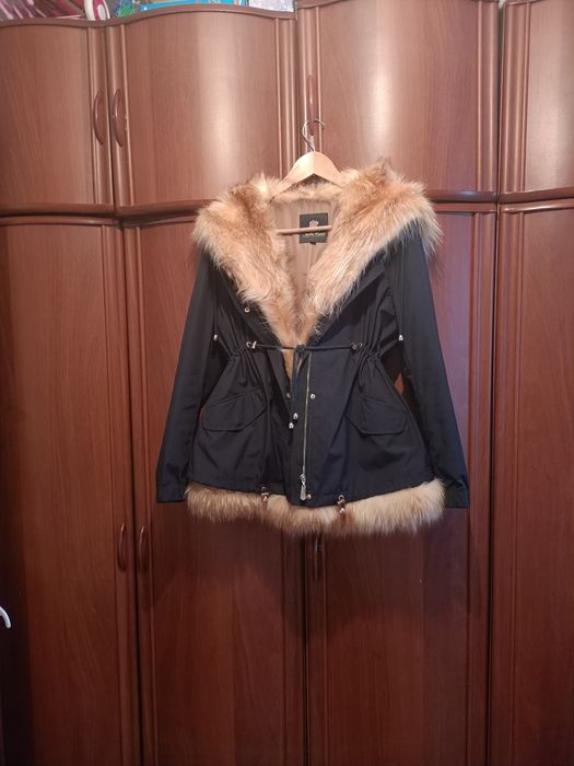 Продам яркую, богатую, теплую, натуральную парку