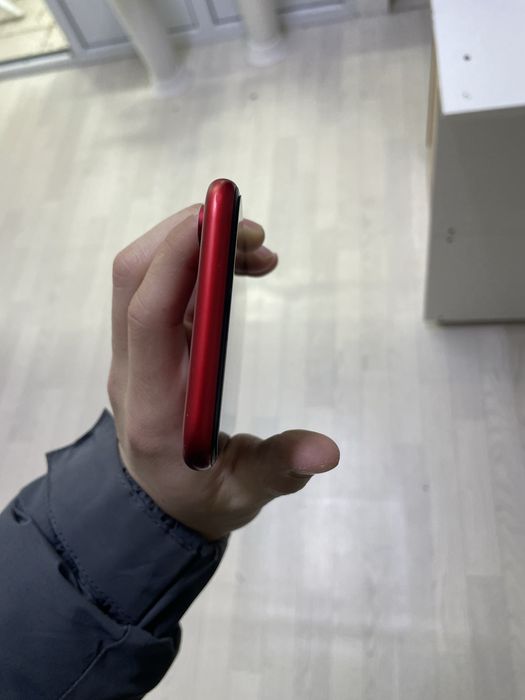 Айфон ХР срочно сатылады