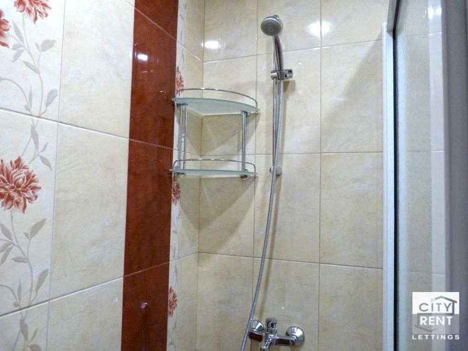 Дава се под наем Двустаен апартамент в Велико Търново, Център - 69 кв.м за 359.04 € - Снимка #8