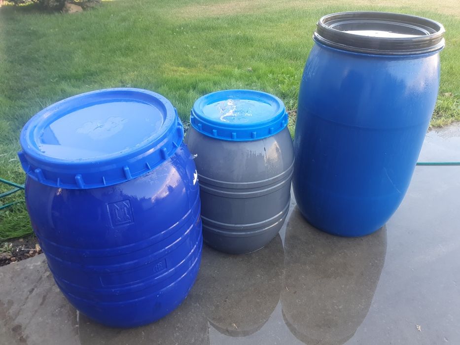 Butoi plastic diferite dimensiuni