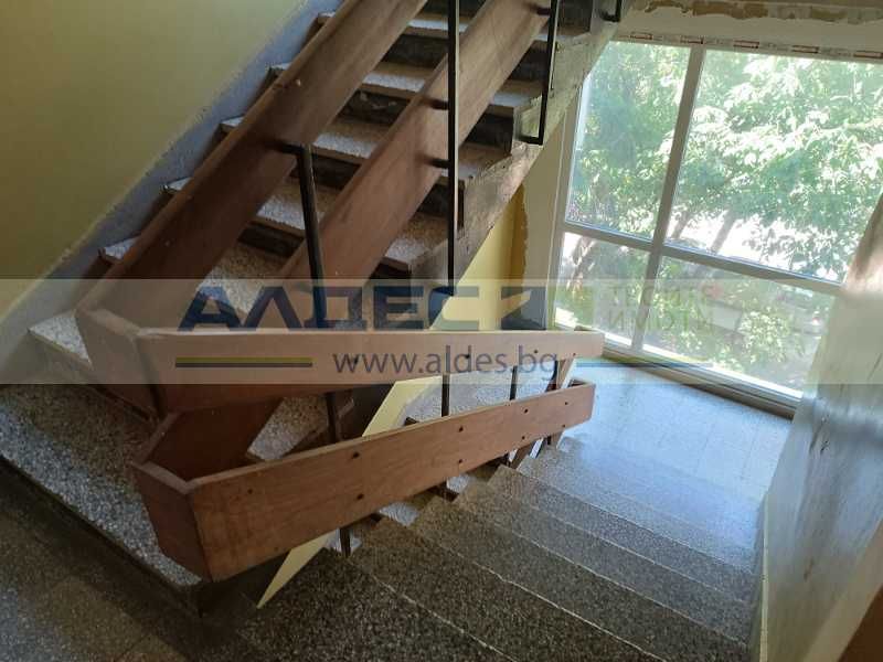 Дава се под наем Тристаен апартамент в София, Център - 85 кв.м за 500 € - Снимка #9