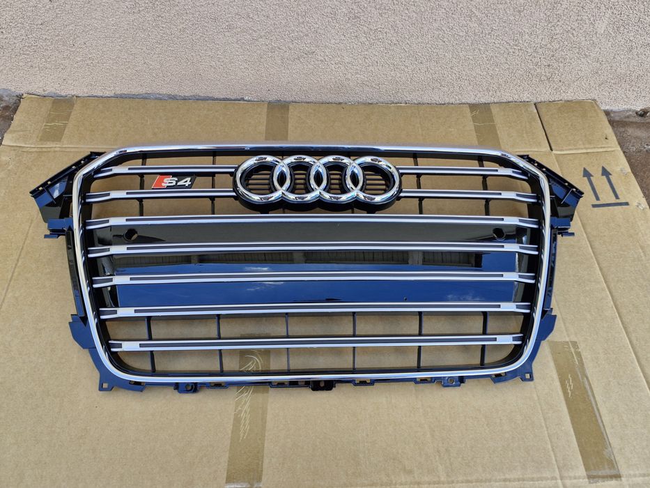 Grila centrala Audi A4 S4 B8 facelift 2012-2015 NOUA