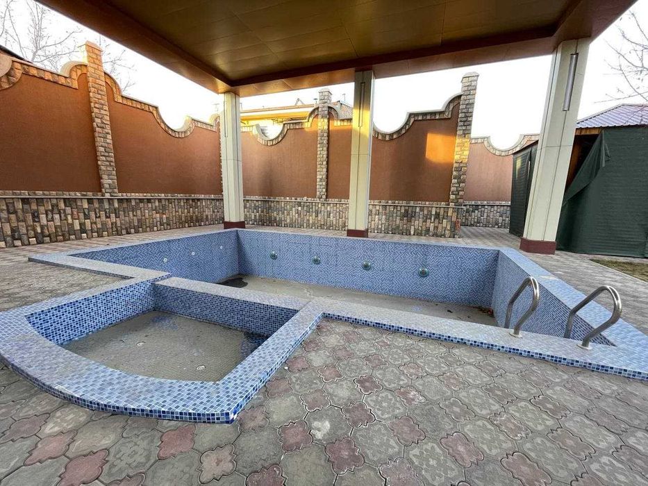 Сдам новый дом возле перекрестка Шастри